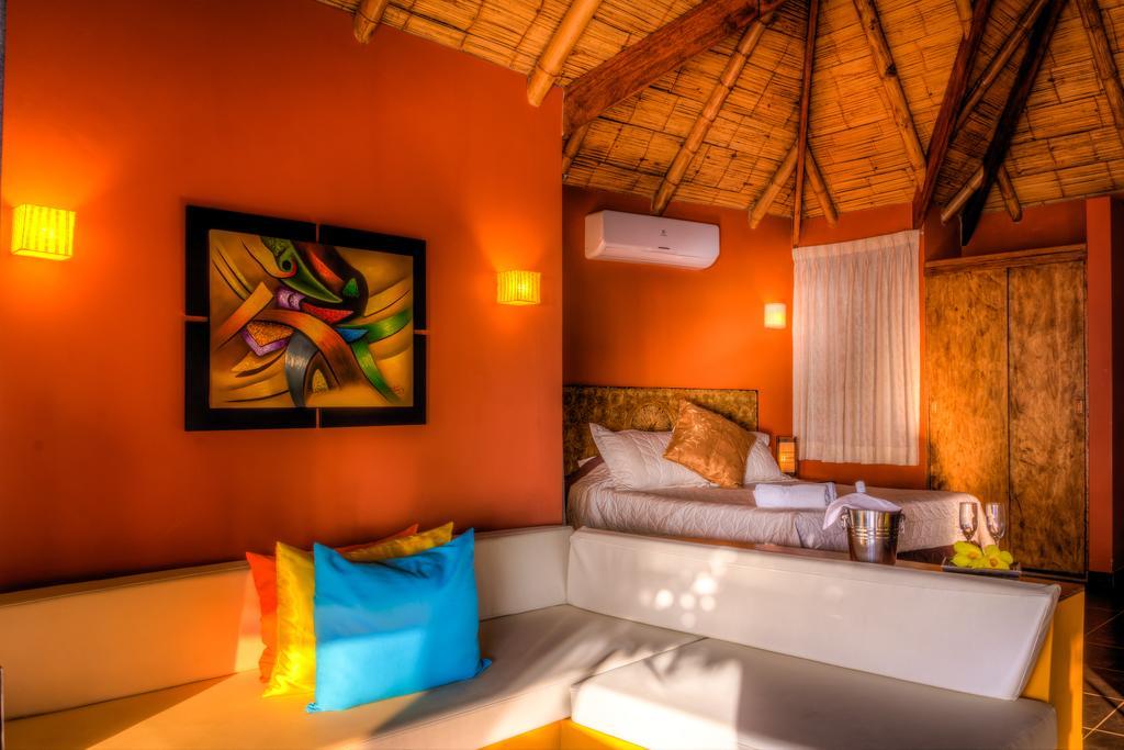 Yemaya Boutique Hotel En Canoas Canoas de Punta Sal Room photo